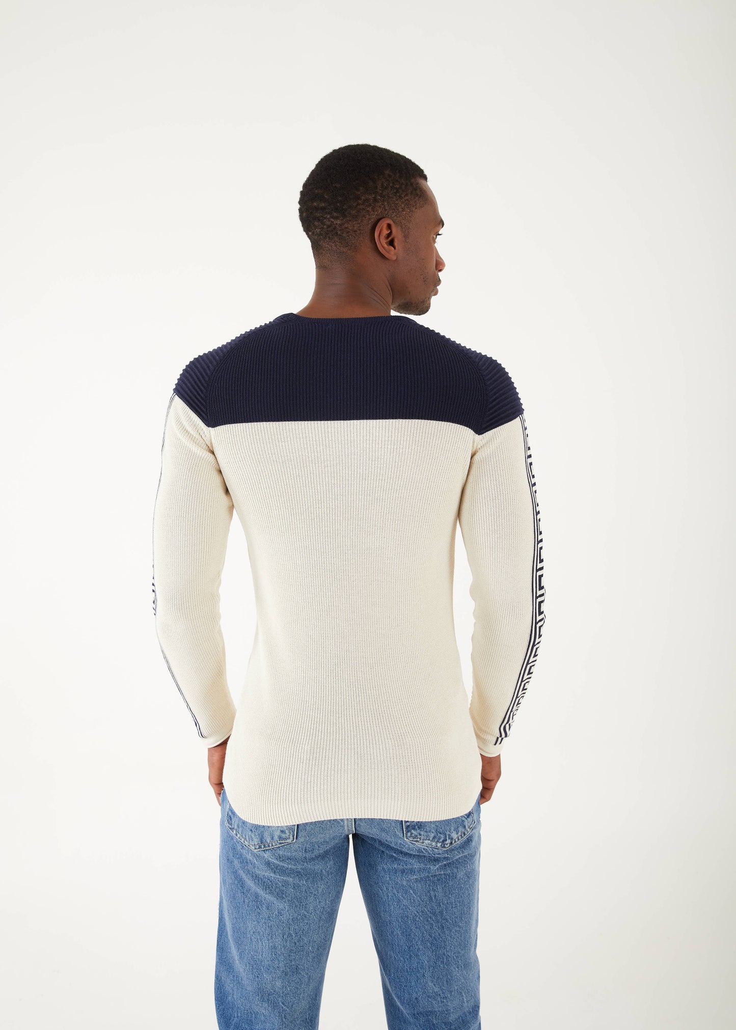 Men's Slim Fit White Sweater | QT Navy